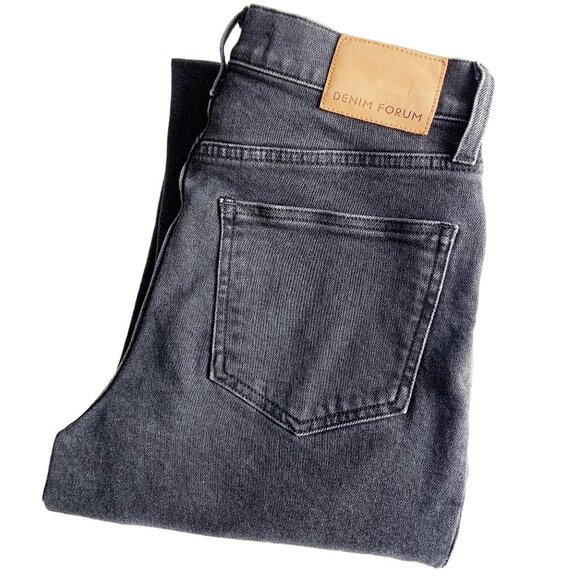 The Arlo Hi-Rise Straight by Denim Forum in Washed Black / size 25 inch waist - Picture 1 of 8